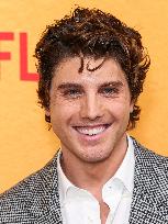 Netflix’s ‘People We Meet On Vacation’ Premiere