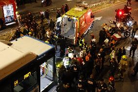 Teen Killed After Bus Hits Ultra-Orthodox Protesters - Jerusalem