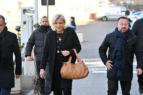 Marine Le Pen At Brigitte Bardot Funeral - Saint-Tropez