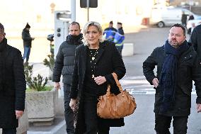 Marine Le Pen At Brigitte Bardot Funeral - Saint-Tropez