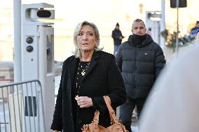 Marine Le Pen At Brigitte Bardot Funeral - Saint-Tropez