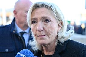 Marine Le Pen At Brigitte Bardot Funeral - Saint-Tropez
