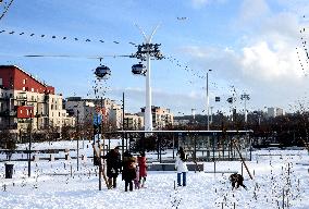 CAbale Car Illustration - Creteil