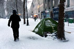Homeless People Under The Snow - Paris
