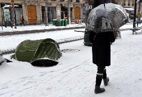 Homeless People Under The Snow - Paris