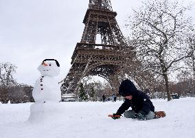 Paris Under The Snow - Eiffel Tower