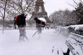 Paris Under The Snow - Eiffel Tower