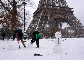 Paris Under The Snow - Eiffel Tower
