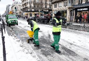 Paris Under The Snow - Paris