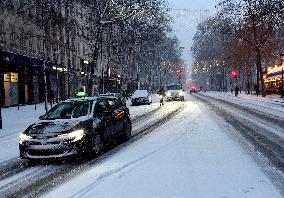 Paris Under The Snow - Paris