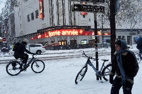 Paris Under The Snow - Paris