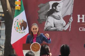 Unveil Ceremony Statues of Heroic Mexican Women - Mexico