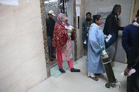 Pneumonia Patients Rise During The Winter Season - Dhaka