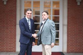 Sanchez Meets Junqueras to Discuss Legislature Future - Madrid