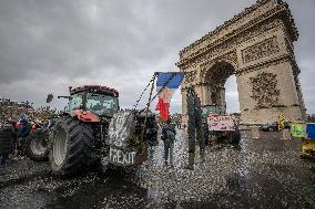 Several Dozen Farmers From The Coordination Rurale Arriving In Paris