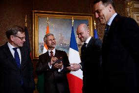Weimar Triangle and Indian Foreign Ministers Meet in Paris