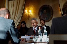 Weimar Triangle and Indian Foreign Ministers Meet in Paris
