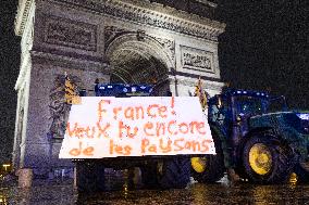 Several Dozen Farmers From The Coordination Rurale - Paris