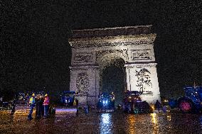 Several Dozen Farmers From The Coordination Rurale - Paris