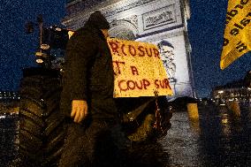 Several Dozen Farmers From The Coordination Rurale - Paris