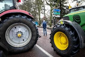 Several Dozen Farmers From The Coordination Rurale At Porte d Auteuil - Paris