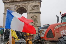 Farmers' Demonstration in Front of Arc De Triomphe - Paris