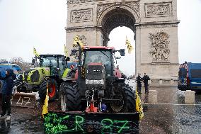 Farmers' Demonstration in Front of Arc De Triomphe - Paris