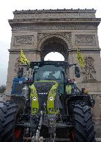 Farmers' Demonstration in Front of Arc De Triomphe - Paris