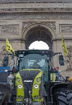 Farmers' Demonstration in Front of Arc De Triomphe - Paris