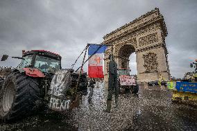 Farmers From The Coordination Rurale Arriving In Paris