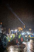 French farmers leaves Paris