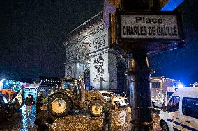 French farmers leaves Paris