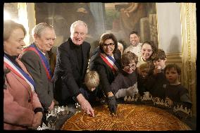 Rachida Dati At Epiphany Event - Paris