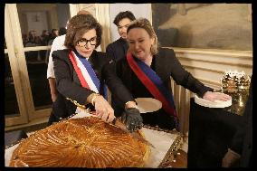 Rachida Dati At Epiphany Event - Paris