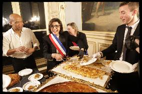 Rachida Dati At Epiphany Event - Paris