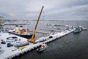 Rescue operation for cargo vessel Athos