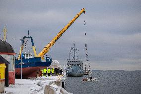 Rescue operation for cargo vessel Athos