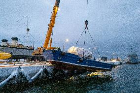 Rescue operation for cargo vessel Athos