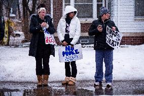 Memorial After Fatal Shooting - Minneapolis