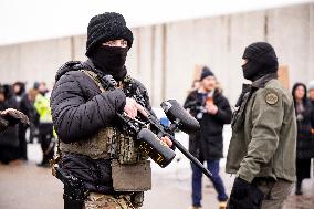 Federal Agents Clash With Protesters - Minneapolis