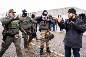 Federal Agents Clash With Protesters - Minneapolis