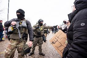 Federal Agents Clash With Protesters - Minneapolis