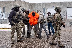 Federal Agents Clash With Protesters - Minneapolis