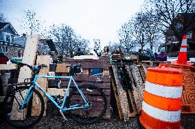 Federal Agents Clash With Protesters - Minneapolis