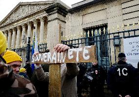 Farmers Protest In Front Of The National Assembly - Paris