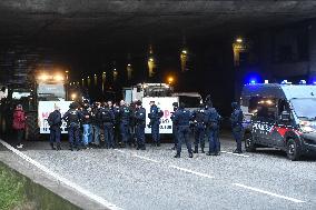 Farmers Protest Ends at Porte Maillot - Paris