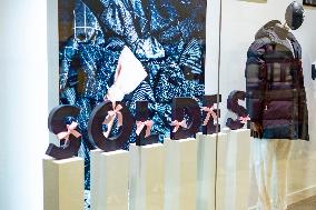 2026 Winter Sales Illustration - France