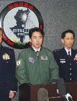 Japan defense chief visits base in Miyazaki Pref.