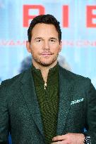 Chris Pratt At Mercy Photocall - Madrid