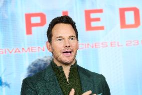 Chris Pratt At Mercy Photocall - Madrid